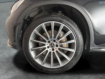 Mercedes-Benz GLC 2.0 GLC300de 13.5kWh AMG Line (Premium) Plug-in G-Tronic+ 4MATIC