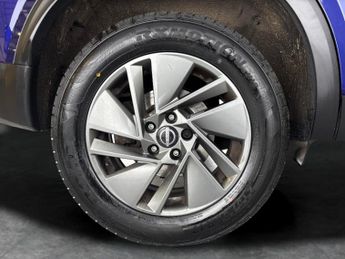 Nissan Qashqai 1.3 DIG-T MHEV Acenta Premium XTRON (158 ps) - REVERSE CAM
