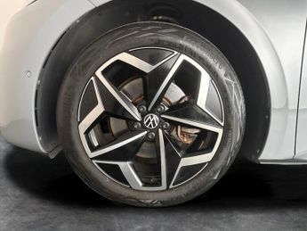 Volkswagen ID.3 Pro Performance 58kWh Family (204 ps) - COMFORT PACK - BLUETOOTH
