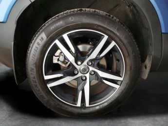 Volvo XC40 2.0 D4 R-Design AWD (190 ps) - LEATHER-NUBUCK - CHARCOAL - ADAPT
