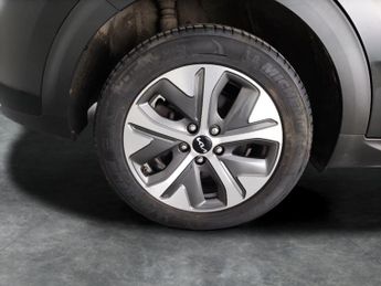 Kia Niro 64kWh 2 (201 bhp) - CRUISE - PADDLE SHIFT - 17IN ALLOYS