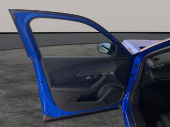 Peugeot E-2008 50kWh GT (136 ps) - BLIND SPOT ASSIST - LANE DEPARTURE  - BLUETO