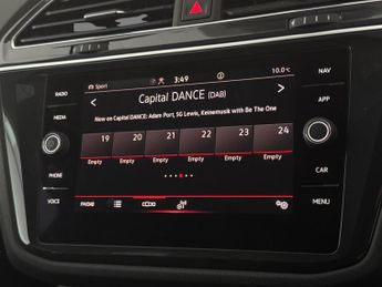 Volkswagen Tiguan 1.5 TSI R-Line DSG (150 ps) - NAV - ASSISTANCE PACK - DIGITAL DA