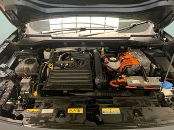 Cupra Formentor 1.4 eHybrid 12.8kWh VZ2 Plug-in DSG (245 ps) - LED - REVERSE CAM