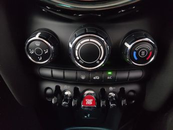 Mini Hatch 1.5 Cooper Classic Steptronic (136 ps) - BLUETOOTH - CRUISE - AI