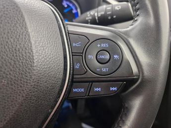 Toyota RAV4 2.5 VVT-h GPF Design CVT 4WD (222 ps) - LED - REVERSE CAM - NAV