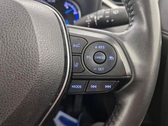 Toyota RAV4 2.5 VVT-h GPF Design CVT 4WD (222 ps) - LED - REVERSE CAM - NAV