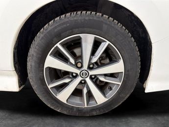 Nissan Leaf 40kWh Acenta (150 ps) - LANE DEPARTURE  - CRUISE - AIR CON