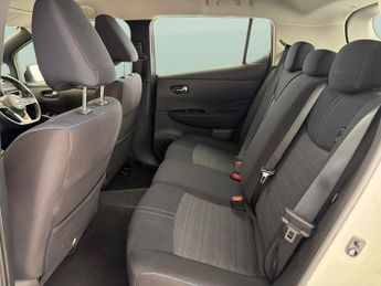 Nissan Leaf 40kWh Acenta (150 ps) - LANE DEPARTURE  - CRUISE - AIR CON
