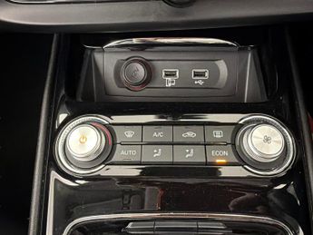 MG Mg5 61.1kWh Exclusive Long Range (156 ps) - NAV - LANE DEPARTURE  - 