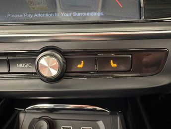 MG Mg5 61.1kWh Exclusive Long Range (156 ps) - NAV - LANE DEPARTURE  - 