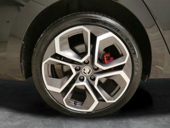 Skoda Octavia 1.4 TSI iV 13kWh vRS Plug-in DSG (245 ps) - ACTIVE LANE ASSIST