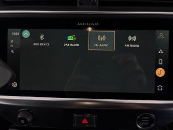 Jaguar I-PACE 400 90kWh R-Dynamic HSE Black 4WD (400 ps) - HEAT AND COOL SEATS