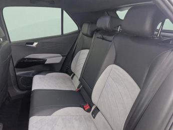 Volkswagen ID.3 Pro Performance 58kWh Family (204 ps) - COMFORT PACK - BLUETOOTH