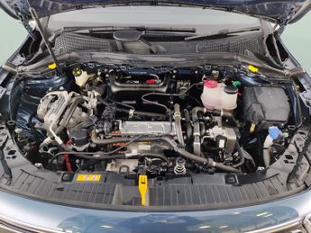 Mercedes-Benz EQA EQA 250+ 70.5kWh AMG Line (190 ps) - HEATED SEATS - ADAPTIVE LIG