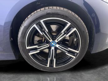 BMW 3 Series 2.0 330e 12kWh M Sport Touring Plug-in xDrive (292 ps) - HEATED 