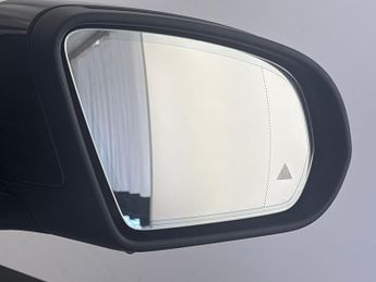 Mercedes-Benz EQC EQC 400 80kWh AMG Line (Premium) 4MATIC (408 ps) - REVERSE CAM -
