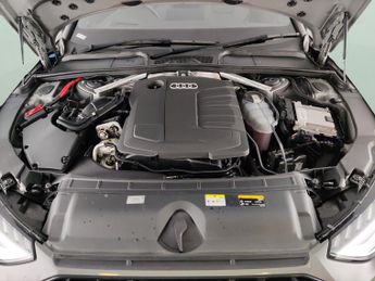 Audi A4 2.0 TDI 35 Vorsprung S Tronic (163 ps) - MASSAGE SEATS - CARPLAY