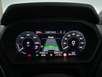 Audi Q4 E-tron 40 S line 82kWh (204 ps) - CARPLAY - LED - REVERSE CAM