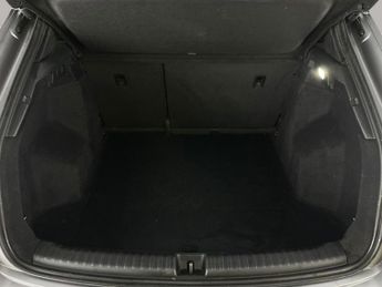 Audi Q4 E-tron 40 S line 82kWh (204 ps) - CARPLAY - LED - REVERSE CAM