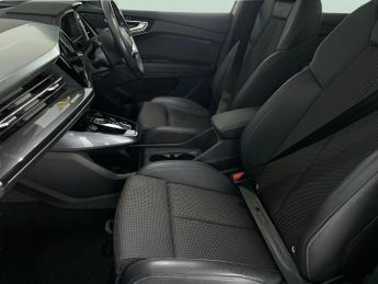 Audi Q4 E-tron 40 S line 82kWh (204 ps) - CARPLAY - LED - REVERSE CAM