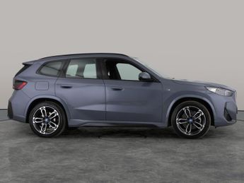 BMW iX1 30 66.5kWh M Sport xDrive (11kW Charger) (313 ps) - TECH PACK - 