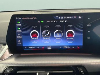 BMW iX1 30 66.5kWh M Sport xDrive (11kW Charger) (313 ps) - TECH PACK - 