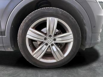 Volkswagen Tiguan 1.5 TSI EVO Match DSG (150 ps) - BLUETOOTH - PARK SENSORS - PADD