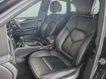Porsche Macan 2.9T V6 S PDK 4WD (380 ps) - ACTIVE LANE ASSIST - LED - REVERSE 