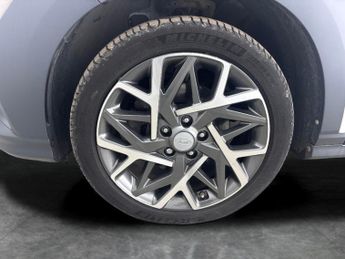 Hyundai Kona 1.6 h-GDi Premium DCT (141 ps) - HEATED SEATS - HEATED STEERING