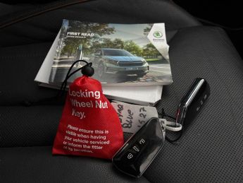 Skoda Enyaq iV 82kWh 80 (DC135kW) (204 ps) - REVERSE CAM - NAV - LEATHER