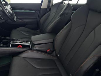 Skoda Enyaq iV 82kWh 80 (DC135kW) (204 ps) - REVERSE CAM - NAV - LEATHER