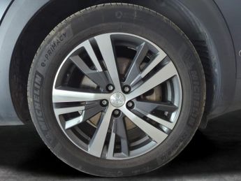 Peugeot 3008 1.6 13.2kWh Allure Plug-in e-EAT (225 ps) - LANE DEPARTURE  - BL