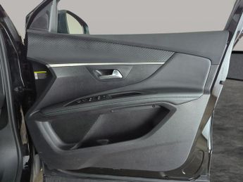 Peugeot 3008 1.6 13.2kWh Allure Plug-in e-EAT (225 ps) - LANE DEPARTURE  - BL
