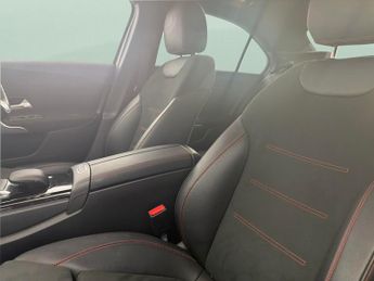 Mercedes-Benz A Class 1.3 A250e 15.6kWh AMG Line Plug-in 8G-DCT (218 ps) - HEATED LEAT