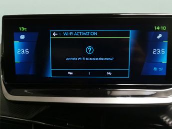 Peugeot E-2008 50kWh GT Premium (136 ps) - KEYLESS ENTRY - LED - REVERSE CAM