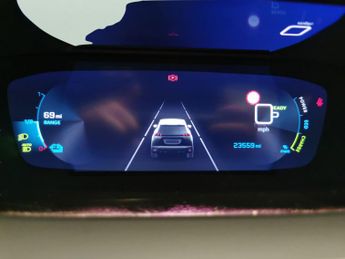 Peugeot E-2008 50kWh GT Premium (136 ps) - KEYLESS ENTRY - LED - REVERSE CAM