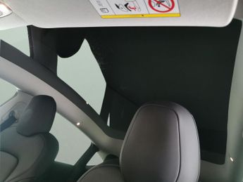 Tesla Model Y (Dual Motor) Long Range 4WDE (384 bhp) - LED - REVERSE CAM - NAV
