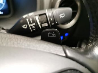 Hyundai Kona 64kWh Ultimate (10.5kW Charger) (204 ps) - NAV - HEATED SEATS