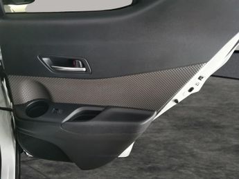 Toyota C-HR 2.0 VVT-h Excel CVT (184 ps) - REVERSE CAM - NAV - HEATED LEATHE