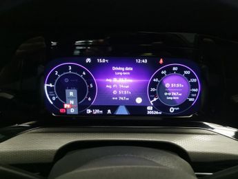 Volkswagen Golf 2.0 TDI GTD DSG (200 ps) - HEATED STEERING - WIFI - BLIND SPOT A