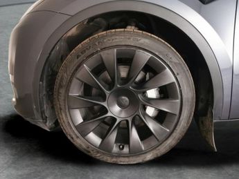 Tesla Model Y (Dual Motor) Long Range 4WDE (384 bhp) - 360 CAM - LED - REVERSE
