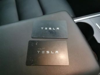 Tesla Model Y (Dual Motor) Long Range 4WDE (384 bhp) - 360 CAM - LED - REVERSE