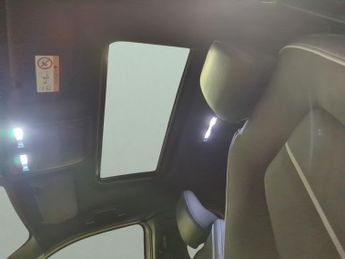 Mazda MX-30 35.5kWh Makoto (145 ps) - BOSE - CARPLAY - KEYLESS ENTRY