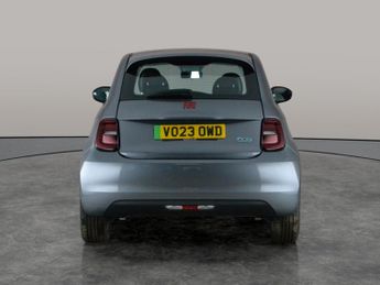 Fiat 500e 42kWh RED (118 ps) - KEYLESS START - DAB - USB AUDIO