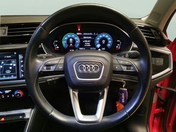 Audi Q3 1.4 TFSIe 45 Technik Plug-in S Tronic 13kWh (245 ps) - CRUISE