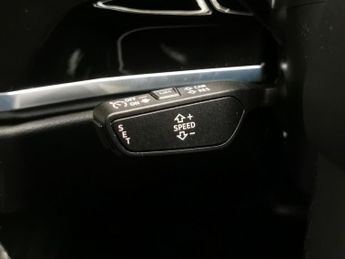 Audi Q3 1.4 TFSIe 45 Technik Plug-in S Tronic 13kWh (245 ps) - CRUISE