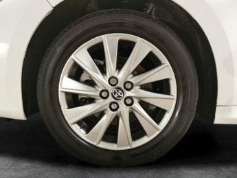 Toyota Yaris 1.5 VVT-h Icon E-CVT (116 ps) - BLUETOOTH - AIR CON - AUTO HEADL