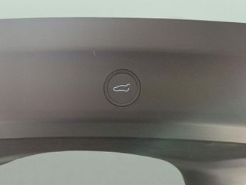 Tesla Model Y SUV RWD (346 ps) - LED - REVERSE CAM - NAV