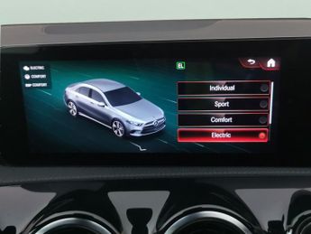 Mercedes-Benz A Class 1.3 A250e 15.6kWh AMG Line (Executive) Plug-in 8G-DCT (218 ps) -
